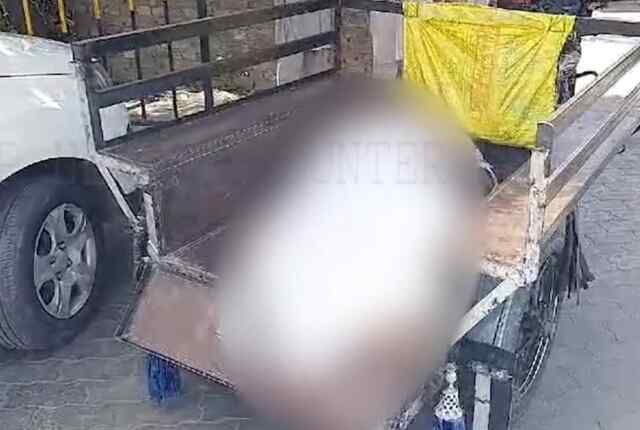 पंजाब :  ट्रक और मोटरसाइकिल में टक्कर,  एक की मौ’त, दूसरा गंभीर घायल, देखें वीडियो