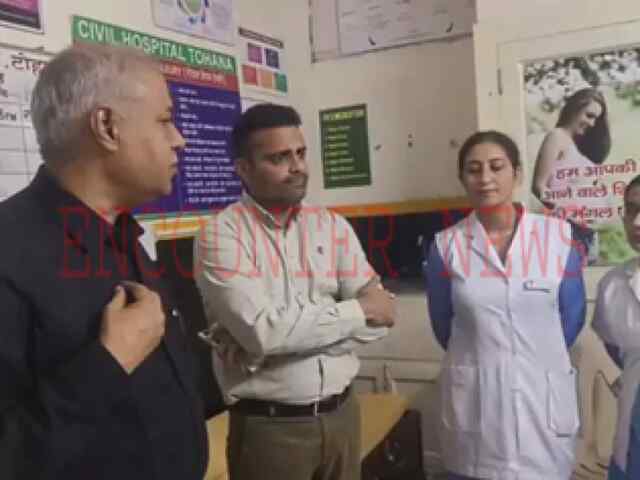 अस्पताल में स्वास्थ्य विभाग की रेड, 4 डॉक्टरों समेत 18 कर्मी गैरहाजिर, सभी का वेतन काटने के निर्देश जारी