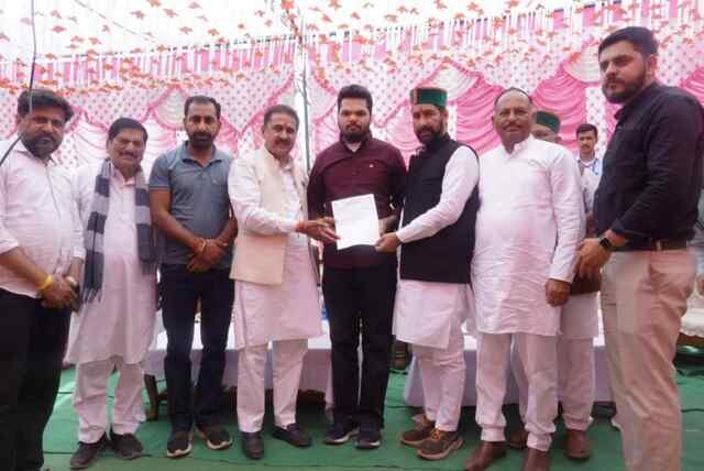 संसदीय सचिव राम कुमार कसौली के विधायक विनोद सुल्तानपुरी ने दी जिम्मेवारी