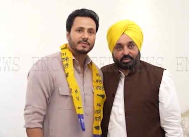 पंजाबः कांग्रेस को झटका, यूथ कांग्रेस के महासचिव आप पार्टी में हुए शामिल, देखें वीडियो 