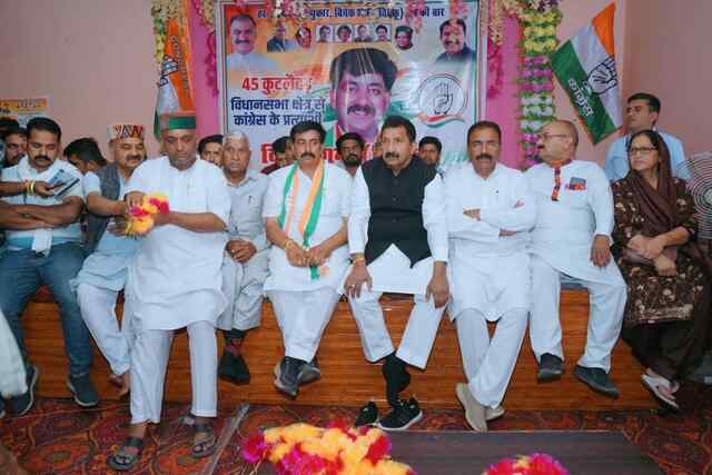 महिलाओं को ₹1500 देना कांग्रेस की प्राथमिकता: मुकेश अग्निहोत्री 
