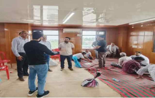 ऊना जिले में मुद्रा और सिक्के से भरी बोरियों का जब्ती मामला