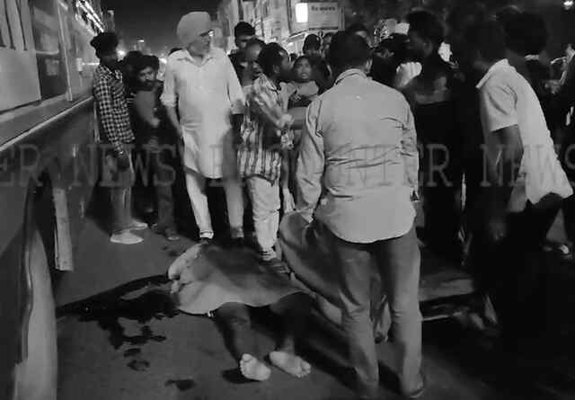 पंजाबः रोडवेज बस की चपेट मे आने से एक्टिवा सवार की मौ+त, देखें वीडियो