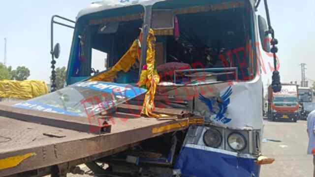 पंजाबः PRTC की तेज रफ्तार बस और 2 ट्रालों टक्कर, 15 घायल