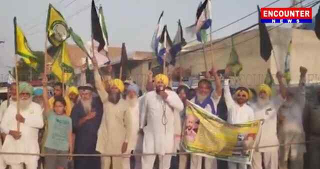 पंजाबः भाजपा उम्मीदवार हंसराज हंस के बेटे नवराज का किसानों ने किया विरोध, देखें वीडियो