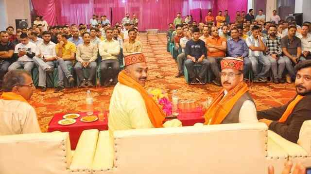 भाजपा प्रत्याशी देवेंद्र भुट्टो ने कुटलैहड़ की पंचायतों में किया जनसंपर्क, मांगा भाजपा के लिए समर्थन