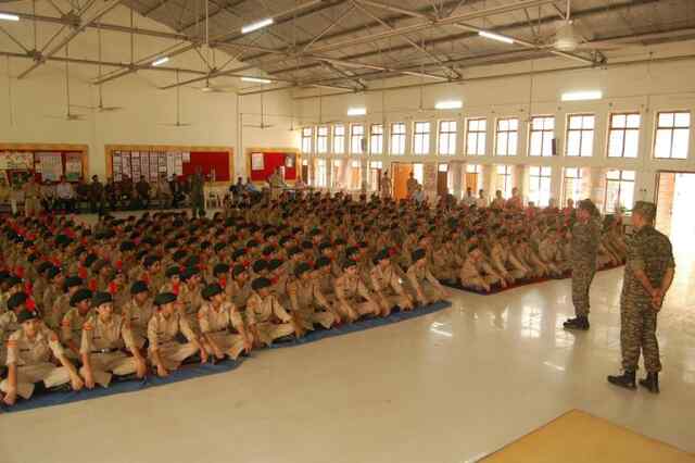 जवाहर नवोदय स्कूल में एन.सी.सी. का वार्षिक प्रशिक्षण शिविर शुरू