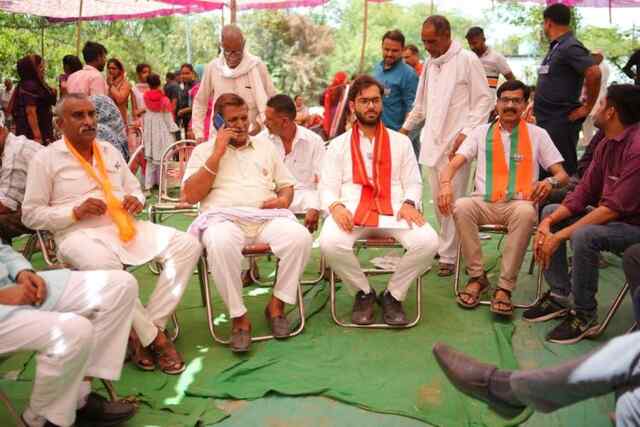 नामांकन रैली में मिले अभूतपूर्व जनसमर्थन पर हुए भावुक,चैतन्य शर्मा जताया आभार