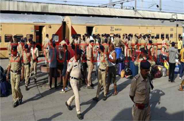 जालंधरः PM दौरे से पहले पुलिस प्रशासन अलर्ट, ट्रेन के जरिए रेलवे स्टेशन पहुंची 2 कंपनियां