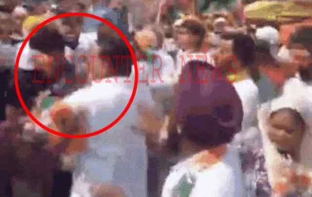 रोड शो के दौरान भिड़े कांग्रेसी, धक्का-मुक्की के बाद जमकर हुआ हंगामा