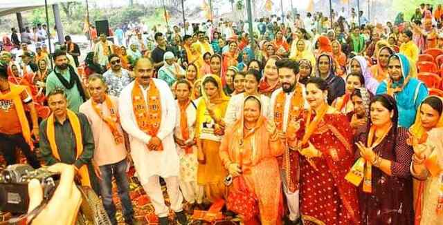 कुटलैहड़ से भाजपा प्रत्याशी चैतन्य ,देवेंद्र भुट्टो को बड़ी बढ़त से जिताए जनता:अमित शाह