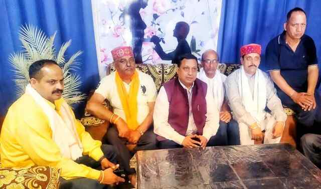 हर हाल में मोदी सरकार करेगी 400 पार ,हमीरपुर लोकसभा उसमे होगी शामिल:विरेंद्र कंवर