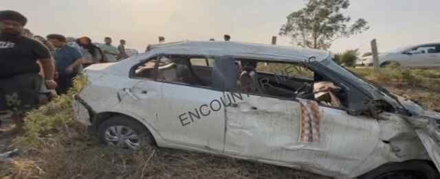 Punjab : अनियंत्रित Car पेड़ से टकरा कर पलटी,  घायल