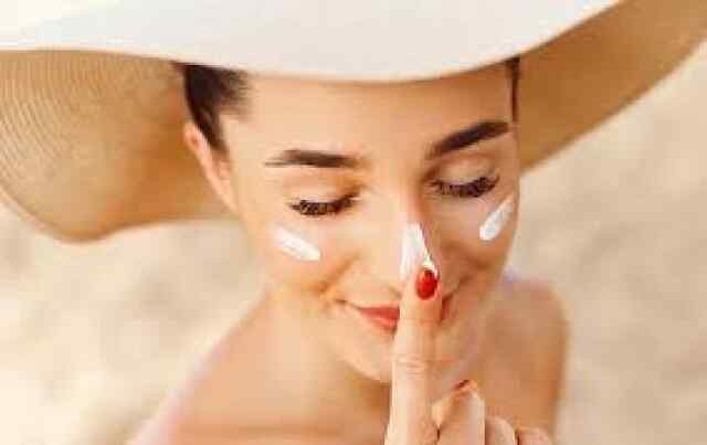 गर्मियों में ऐसे लगाएंगे Sunscreen तो नहीं होगी टैनिंग