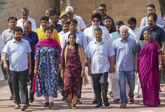 CM केजरीवाल ने Tihar Jail में किया सरेंडर, सभी एग्जिट पोल को बताया ‘फर्जी’  