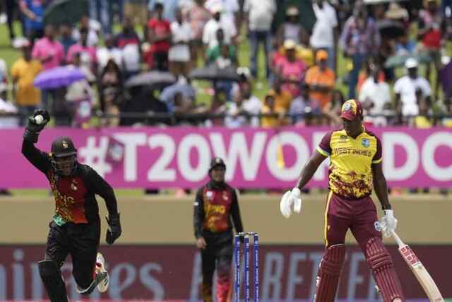 T20 World Cup: पहले औवर में लगातार 2 विकेट लेकर रचा इतिहास, कौन है ये खूंखार गेंदबाज