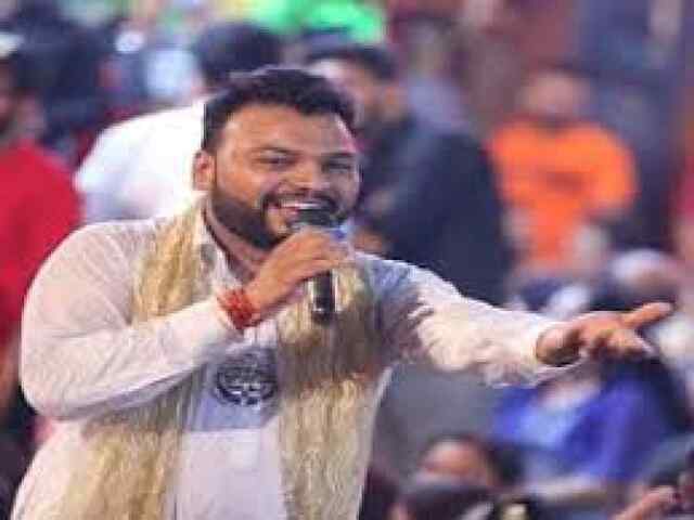 Punjab : फिर विवादों में घिरे भजन गायक Kanhaiya Mittal, FIR दर्ज