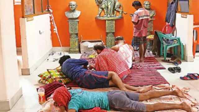 इस जगह हिंसा भड़कने का मंडराया खतरा? घर छोड़ भाग रहे लोग