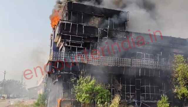छत्तीसगढ़ः उग्र प्रदर्शनकारियों ने कलेक्टर और एसपी दफ्तर को फूंका