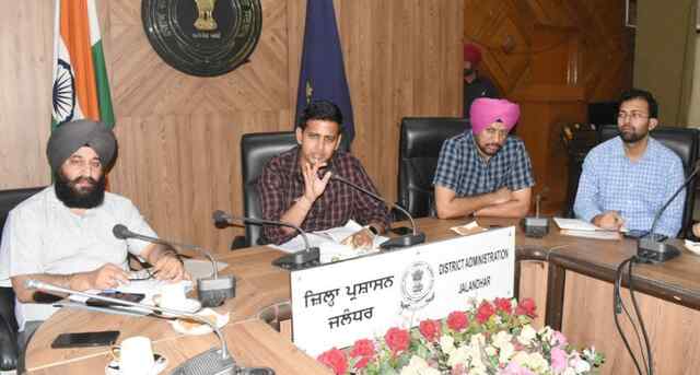 Jalandhar: अवैध माइनिंग के खिलाफ DC Himanshu Aggarwal ने लिया कड़ा संज्ञान