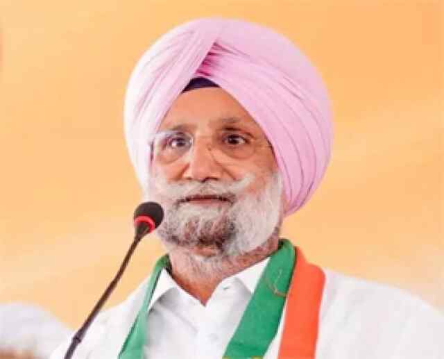Punjab: कांग्रेस नेता व पूर्व Deputy CM Sukhjinder Randhawa ने दिया इस्तीफा