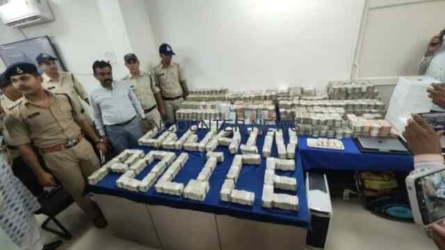 सट्टेबाजी में 9 गिरफ्तार, 15 करोड़ सहित Silver और Foreign Currency बरामद
