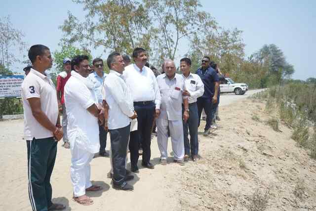 उपमुख्यमंत्री ने निर्माणाधीन पंडोगा-त्यूड़ी पुल का किया निरीक्षण