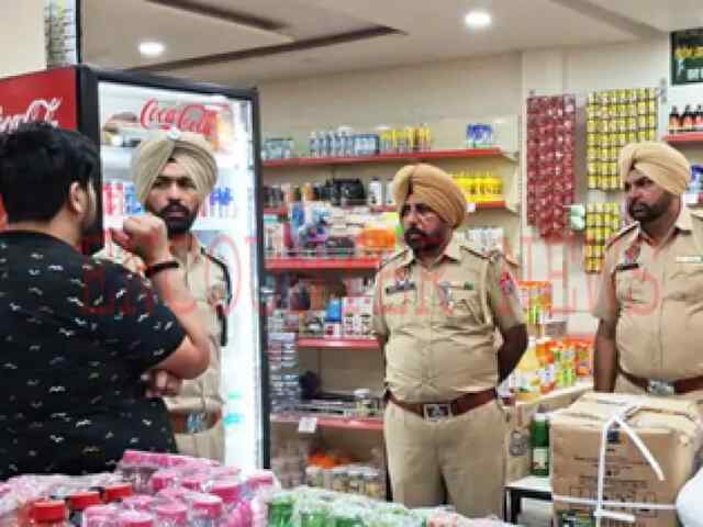 Punjab: Super Store से लाखों की नगदी और बाइक लेकर चोर हुए फरार