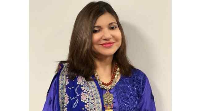 Singer Alka Yagnik को हुई यह बीमारी, सुनाई देना हुआ बंद