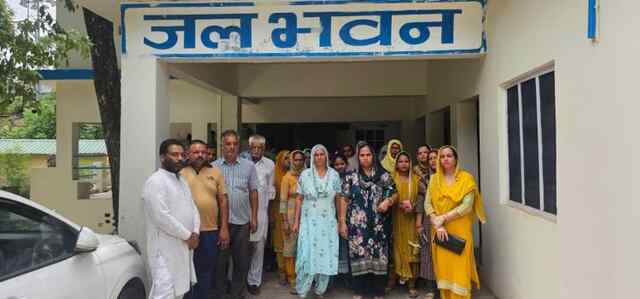 बरोटीवाला के कोटला गांव में सातवें दिन से नहीं आया पानी