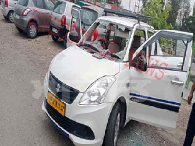 अब Himachal नंबरी कारों के शीशे तोड़ने और मारपीट के मामले में 4 गिरफ्तार, देखें वीडियो