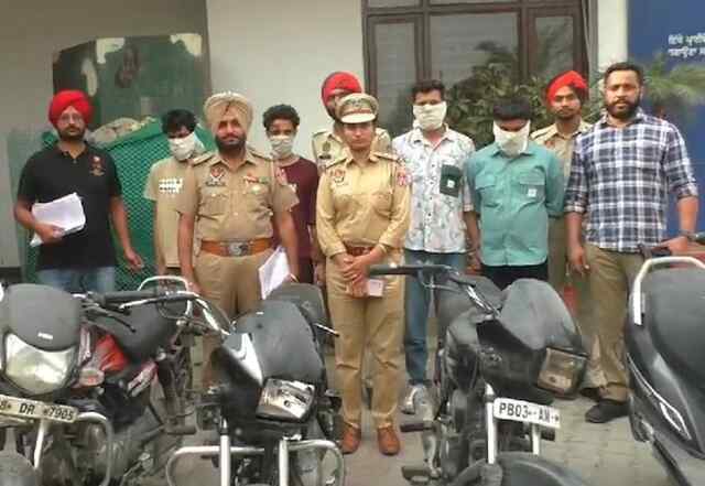 Punjab: वाहनों और हथियार सहित 4 आरोपी गिरफ्तार, देखें Video