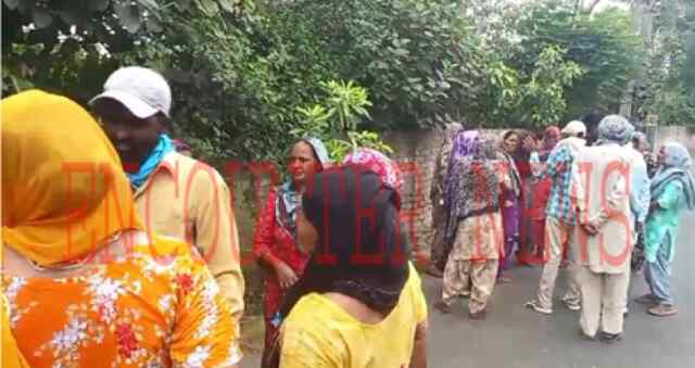 Jalandhar: महिलाओं ने कैबिनेट मंत्री Balkar Singh की कोठी का किया घेराव