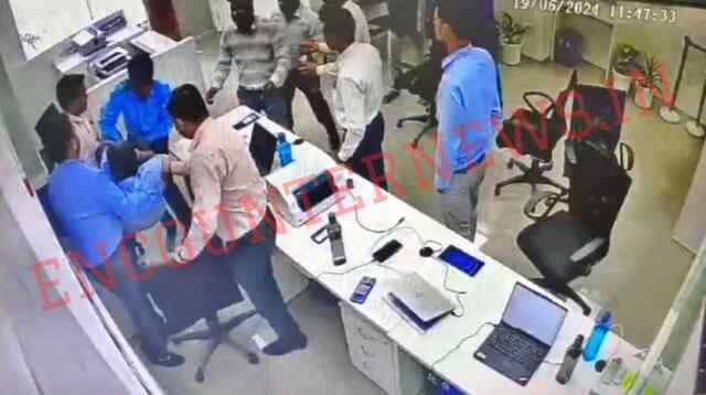 बैंक कर्मचारी की लैपटॉप पर काम करते समय गई जान, जाने वजह