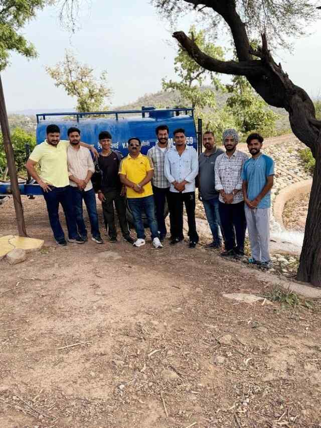 बीबीएन में भीष्ण गर्मी के बीच कुछ अलग ही अंजाम दे रहे नालागढ़ के युवा