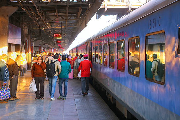 बोर्डिंग नियमों में Railways करने जा रहा बड़ा बदलाव, कन्फर्म, RAC और वेटिंग टिकट पर पड़ेगा असर