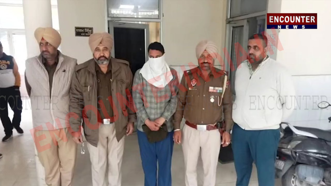 Punjab News: कार और बाइक की टक्कर को लेकर हुआ विवाद, चली गोलियां, देखें वीडियो
