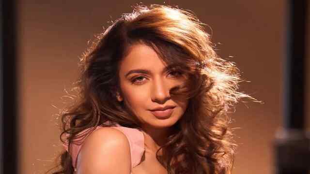 Periods को लेकर Jasmine Sandlas ने किया बड़ा खुलासा, पेरेंट्स को दी ये सलाह