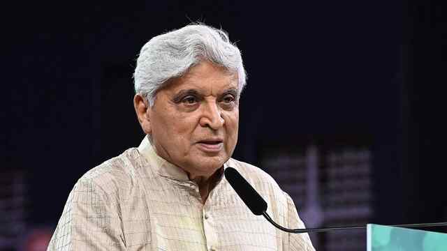 Donald Trump के खिलाफ Javed Akhtar ने की टिप्पणी, हेटर ने किया करारा जवाब – ‘मेरी कौम हिंदुस्तानी है’
