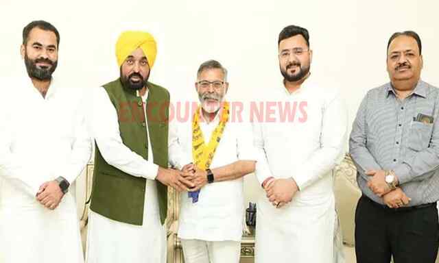 Punjab News: BJP को बड़ा झटका, वरिष्ठ नेता अनिल कुमार सेठी ‘AAP’ में शामिल