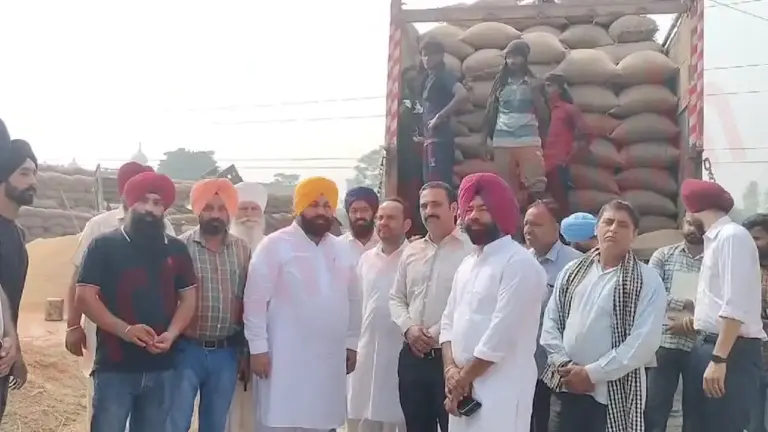 Punjab News: Cabinet Minister Harjot Bains ने अनाज मंडी का किया दौरा, देखें वीडियो