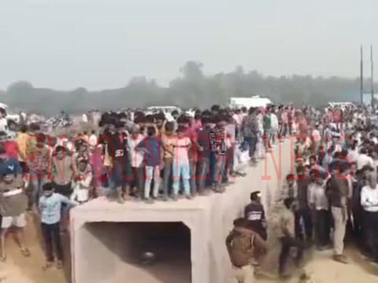 बड़ा हादसाः मिट्टी लेने गई महिलाओं के साथ हुआ हादसा, 4 की मौत, कई के दबे होने की आशंका