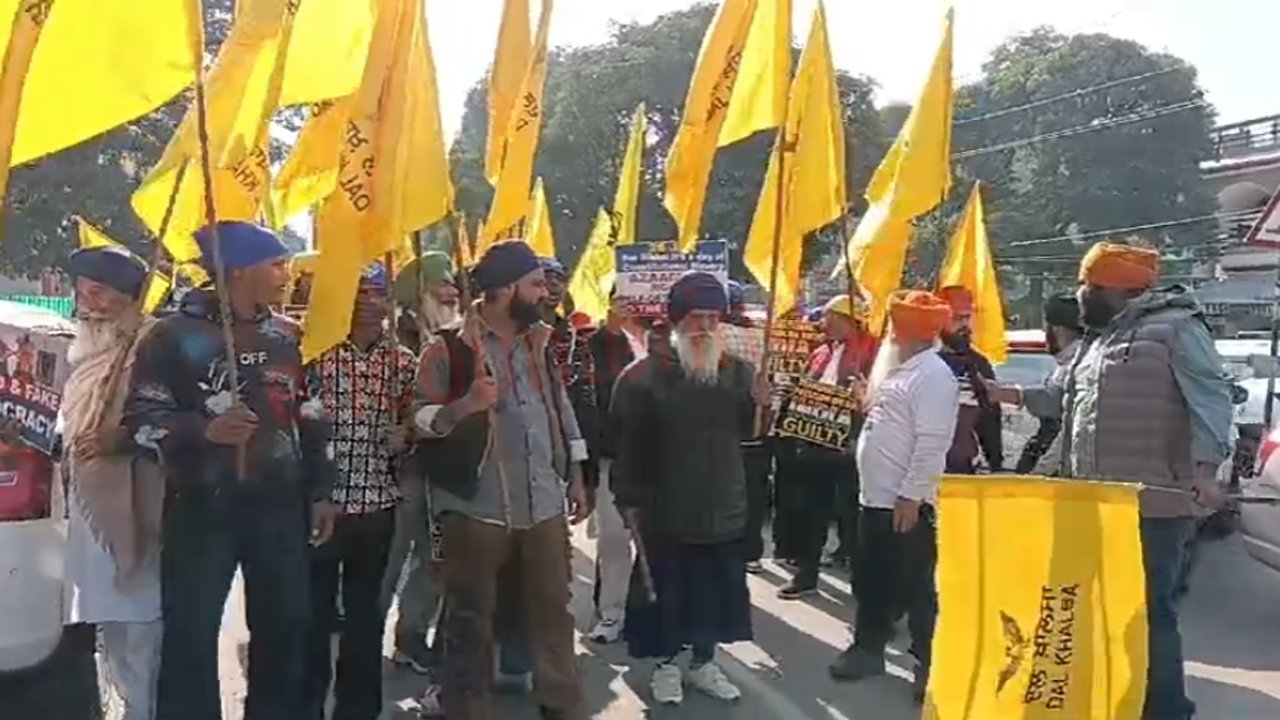 Jalandhar News: गणतंत्र दिवस से एक दिन पहले लगे खालिस्तानी नारे, देखें वीडियो