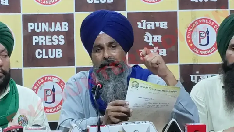 Jalandhar News: देश भर में किसानों ने ट्रेन रोकने का किया ऐलान, लोगों की बढ़ी मुश्किलें, देखें वीडियो