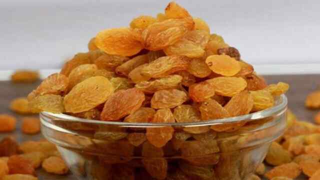 Health Tips: रोजाना किशमिश खाने से मिलते हैं कई फायदे, आंतों को रखती है स्वस्थ