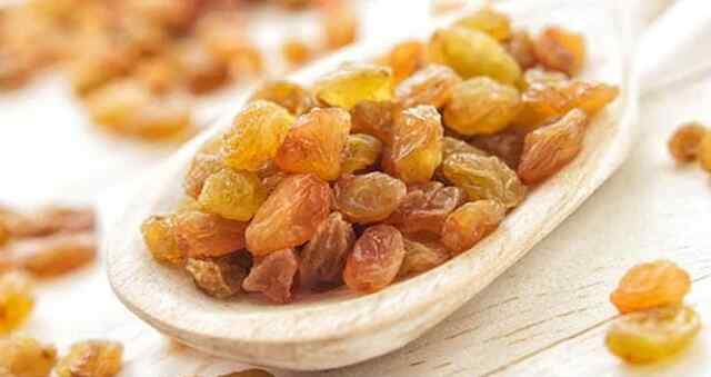 Health Tips : डायबिटीज के मरीज किशमिश खा सकते हैं या नहीं? जानें एक्सपर्ट की राय