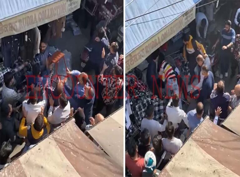Punjab News: ग्राहक को लेकर भिड़े दुकानदार, चले लात-घूसे और कुर्सियां, वीडियो वायरल