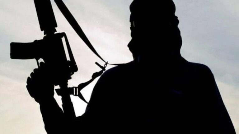 Jammu and Kashmir : सुरक्षाबलों को बड़ी कामयाबी, लश्कर-ए-तैयबा का एक आतंकवादी गिरफ्तार