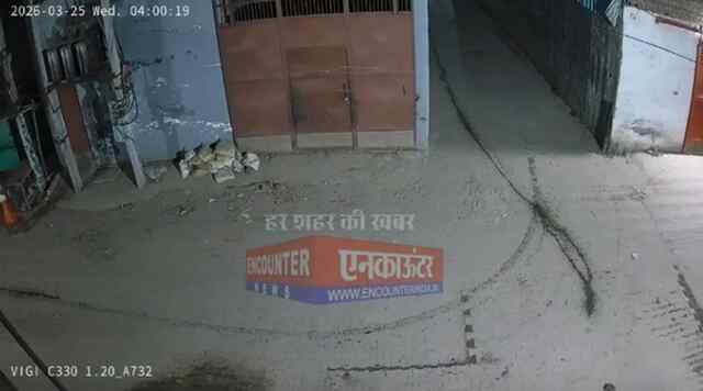 Punjab News : बोलेरो सवार चोर फैक्ट्री से 17 क्विंटल लोहा लेकर हुए फरार, देखें वीडियो