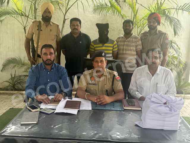 Punjab : नकली नोट देकर सोना खरीदने के मामले में ठग गिरफ्तार